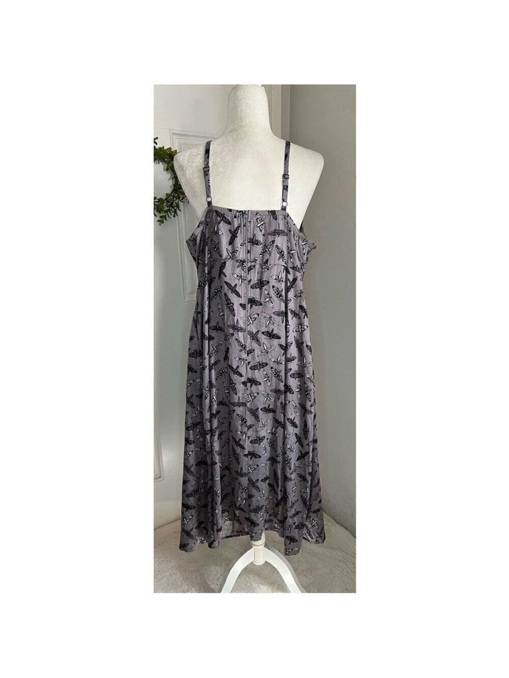 Moths Allover Print Midi Dress Plus Size 1 - Picture 3 of 8